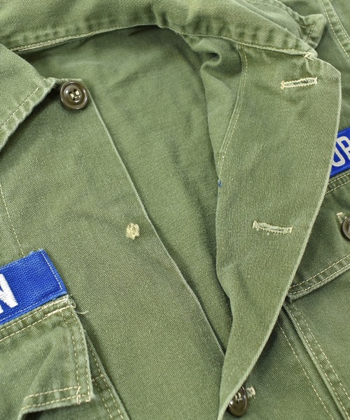 VINTAGE(ヴィンテージ)の「【ヴィンテージ古着】ミリタリー U.S.AIR FORCE ユーティリティーシャツ ワッペン付き(ミリタリージャケット・メンズ・カーキ・SMALL)」の4枚目の写真