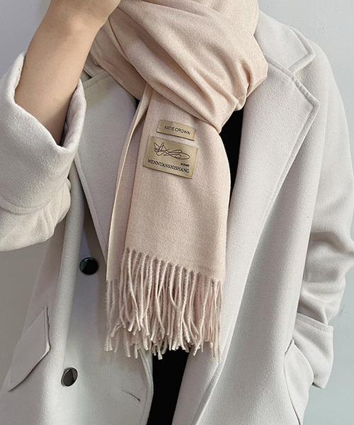 Girly Doll（ガーリードール）の「ウールフリンジマフラー（マフラー・レディース・パープル/ダークグリーン/ダークブラウン/エンジ/ベージュ/ブラウン/グレー/ライトグレー/ブラック/レッド/イエロー/カーキ/ピンク/アイボリー/ダークグレー/ボルドー/グリーン/ライトグリーン/ブルー/グレー系その他/ダークブルー/キャメル/ピンクベージュ/ダークオレンジ/ブルーグリーン・F）」の10枚目の写真