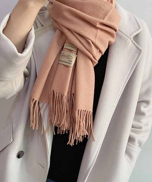 Girly Doll（ガーリードール）の「ウールフリンジマフラー（マフラー・レディース・パープル/ダークグリーン/ダークブラウン/エンジ/ベージュ/ブラウン/グレー/ライトグレー/ブラック/レッド/イエロー/カーキ/ピンク/アイボリー/ダークグレー/ボルドー/グリーン/ライトグリーン/ブルー/グレー系その他/ダークブルー/キャメル/ピンクベージュ/ダークオレンジ/ブルーグリーン・F）」の21枚目の写真