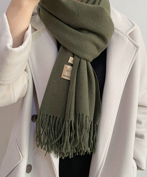 Girly Doll（ガーリードール）の「ウールフリンジマフラー（マフラー・レディース・パープル/ダークグリーン/ダークブラウン/エンジ/ベージュ/ブラウン/グレー/ライトグレー/ブラック/レッド/イエロー/カーキ/ピンク/アイボリー/ダークグレー/ボルドー/グリーン/ライトグリーン/ブルー/グレー系その他/ダークブルー/キャメル/ピンクベージュ/ダークオレンジ/ブルーグリーン・F）」の12枚目の写真