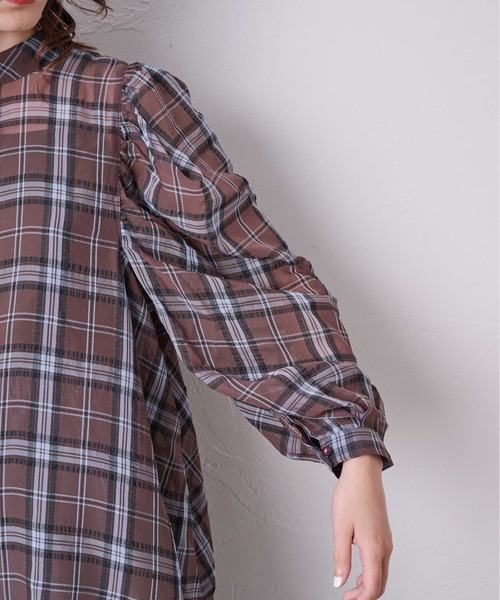 KOH.style（コースタイル）の「ボリューム袖チェックトップス（シャツ/ブラウス・レディース・ブラック/ブラウン/オフホワイト・FREE）」の19枚目の写真