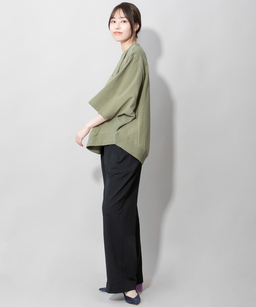 Munich（ミューニック）の「空紡糸ミニ裏毛ドルマンスリーブプルオーバー（スウェット・レディース・ライトカーキ/グレイッシュベージュ/アイボリー/ブラック・FREE）」の6枚目の写真