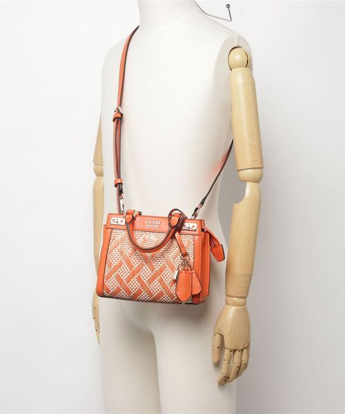 Guess（ゲス）の「KATEY Mini Satchel（ハンドバッグ・レディース・ブラック/オレンジ・ONE SIZE）」の15枚目の写真