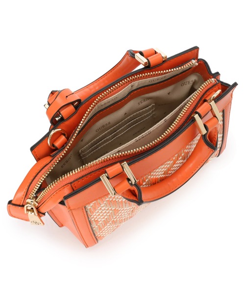 Guess（ゲス）の「KATEY Mini Satchel（ハンドバッグ・レディース・ブラック/オレンジ・ONE SIZE）」の6枚目の写真