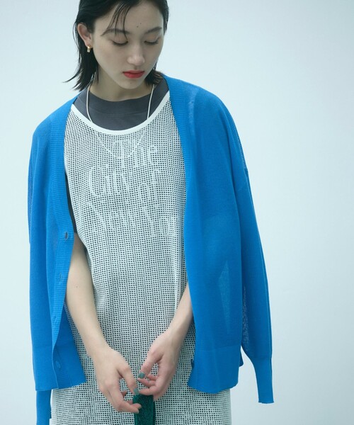 coen(コーエン)の「サラコVネックシアーニットカーディガン(カーディガン/ボレロ・レディース・ライトグレー/ベージュ/オレンジ/ケリー/ロイヤルブルー/ブラック・FREE)」の5枚目の写真