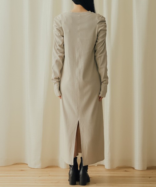 SENSE OF PLACE by URBAN RESEARCH(センスオブプレイスバイアーバンリサーチ)の「ボリュームスリーブアイラインカットワンピース(ワンピース・レディース・ラベンダー/ブラック/ライトベージュ・ONE/S)」の14枚目の写真