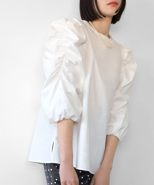 ELFRANK（エルフランク）の「ボリュームギャザースリーブブラウス