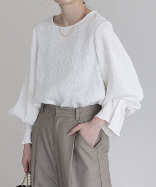 fredy emue（フレディエミュ）の「【fredy emue/フレディエミュ】楊柳袖口フレアーブラウス（シャツ/ブラウス・レディース・オフホワイト/ライトグリーン/ネイビー・38）」の5枚目の写真