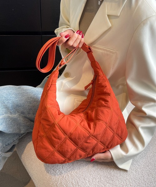 fd style（エフディ スタイル）の「ナイロン キルティング ショルダーバッグ（ショルダーバッグ・レディース・Olive /Black/Beige/Orange/LT.Gray・FREE）」の6枚目の写真