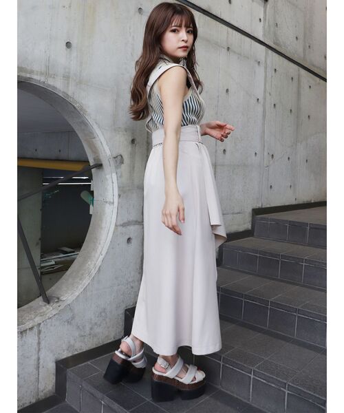 MURUA（ムルーア）の「フリルラップジャンスカ【セット販売対象】（ジャンパースカート・レディース・ブラック/カーキ/アイボリー・1/2）」の7枚目の写真