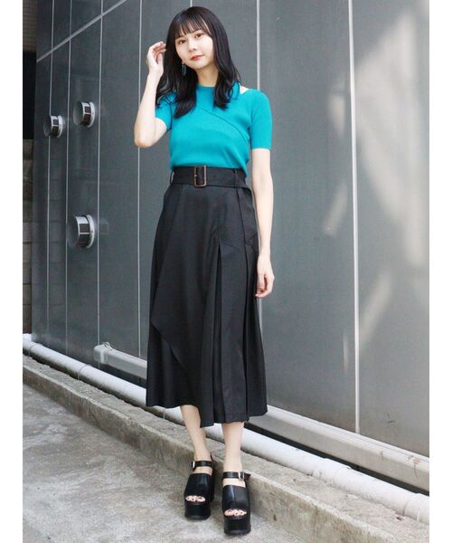 MURUA（ムルーア）の「フリルラップジャンスカ【セット販売対象】（ジャンパースカート・レディース・ブラック/カーキ/アイボリー・1/2）」の19枚目の写真