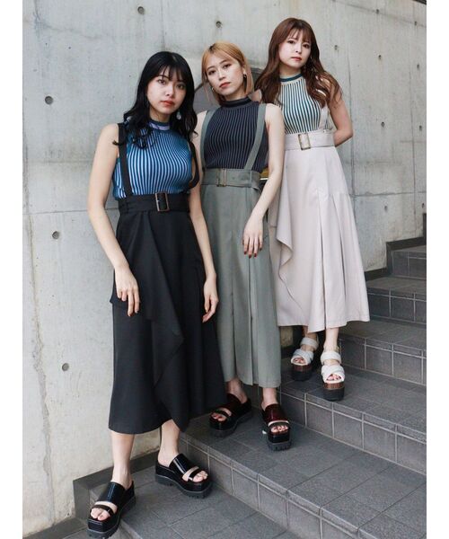 MURUA（ムルーア）の「フリルラップジャンスカ【セット販売対象】（ジャンパースカート・レディース・ブラック/カーキ/アイボリー・1/2）」の22枚目の写真