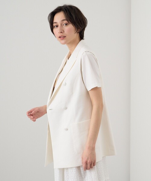 美品✨ANAYI　2023年　ラミーストレッチテーラードジレ　アイボリー　38 ANAYI（アナイ）の「ラミーストレッチテーラードジレ（その他アウター
