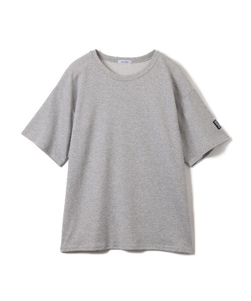 VIVID LADY(ビビッドレディー)の「【ZOZO限定カラー】夏の大人カジュアル オーバー フィット 袖タグ付き 半袖 Tシャツ トップス(Tシャツ/カットソー・レディース・ロイヤルブルー/ブラック/グレー/イエロー/アイボリー/レッド/ベージュ/グリーン/ブルー系その他/ブルー系その他2/ブラック系その他・FREE)」の13枚目の写真