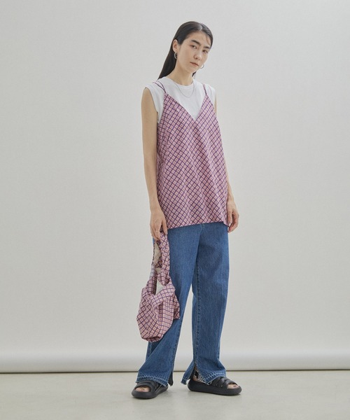 SALON adam et rope'（サロン アダム エ ロペ）の「【LIBERTY】リバティプリントトートバッグ/ハンドバッグ（トートバッグ・レディース・ブラック/ブラウン/ピンク・FREE）」の5枚目の写真