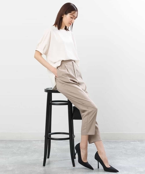 MK MICHEL KLEIN（エムケーミッシェルクラン）の「タック