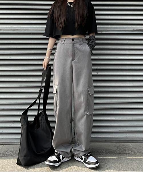 BASQUE magenta(バスクマゼンタ)の「裾ドロスト スラックスカーゴパンツ(カーゴパンツ・レディース・グレー/ブラック・S/L/M/XL)」の10枚目の写真