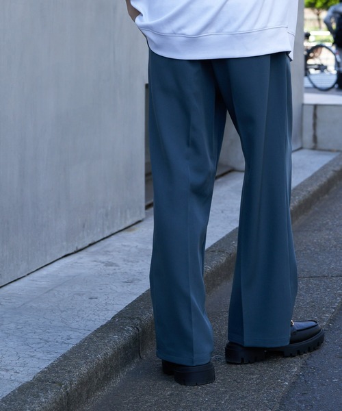 COLONY 2139(コロニートゥーワンスリーナイン)の「ストレッチイージーケアワイドパンツ(Re)(スラックス・メンズ・サックスブルー/チャコールグレー/ブラック/グレイッシュベージュ・MEDIUM/LARGE)」の7枚目の写真