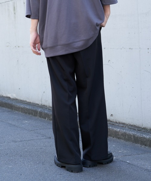 COLONY 2139(コロニートゥーワンスリーナイン)の「ストレッチイージーケアワイドパンツ(Re)(スラックス・メンズ・サックスブルー/チャコールグレー/ブラック/グレイッシュベージュ・MEDIUM/LARGE)」の18枚目の写真