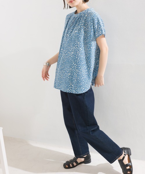 OMNES（オムネス）の「シフォンジョーゼットダルメシアン2WAYフレンチスリーブブラウス（シャツ/ブラウス・レディース・ブラック/ブルー/アイボリー・FREE）」の16枚目の写真