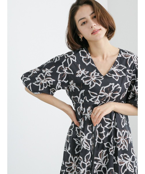 Te chichi（テチチ）の「綿ローンアフリカンフラワープリントワンピース（ワンピース・レディース・ブラック/ブラウン・F）」の9枚目の写真