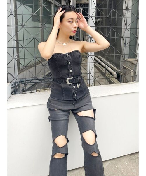 EVRIS（エヴリス）の「バックルコルセットトップス【セットアップ着用可能】（チューブトップ・レディース・ブラック/ライトブルー・FREE）」の4枚目の写真