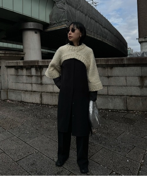Ameri（アメリ）の「2WAY HAND KNIT VEST（ニット/セーター
