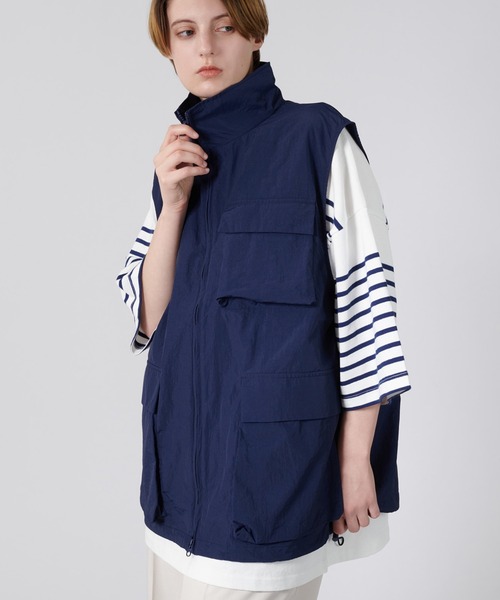 ONCILY（オンシェリー）の「MULTI POCKET NYLON VEST / マルチポケットナイロンベスト（ベスト・メンズ・ネイビー/ブルーグリーン・LARGE/MEDIUM）」の9枚目の写真