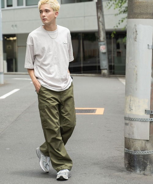 WEGO(ウィゴー)の「WEGO/【2点セット】アクセ付きアンサンブルスラブBIGT(アンサンブル・メンズ・ベージュ系その他/ブラック・MEDIUM/LARGE)」の5枚目の写真