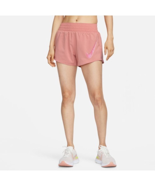 NIKE(ナイキ)の「《NIKEアパレル》WSワンDFスウッシュハイブリッドショート(その他パンツ・メンズ・ピンク系その他/ブラック/ピンク系その他2・S/M/L/XL/XS)」の8枚目の写真