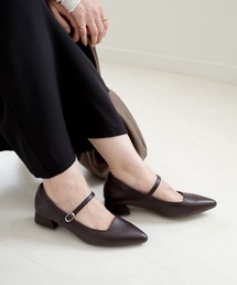 AmiAmi（アミアミ）の「メリージェーンポインテッドトゥパンプス（パンプス・レディース）」