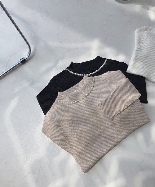 AS KNOW AS plus（アズノゥアズプラス）の「☆BASICリブハイネックニットプルオーバー（ニット/セーター・レディース・ホワイト系/ブラック系/ベージュ系/グリーン系その他/グレイッシュブルー/ブラック/グレイッシュベージュ/オフホワイト/グリーン系その他2/レッド系その他3/グリーン系その他3・FREE）」の6枚目の写真