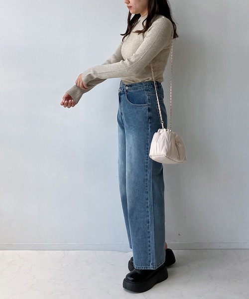 AS KNOW AS plus（アズノゥアズプラス）の「☆BASICリブハイネックニットプルオーバー（ニット/セーター・レディース・ホワイト系/ブラック系/ベージュ系/グリーン系その他/グレイッシュブルー/ブラック/グレイッシュベージュ/オフホワイト/グリーン系その他2/レッド系その他3/グリーン系その他3・FREE）」の19枚目の写真