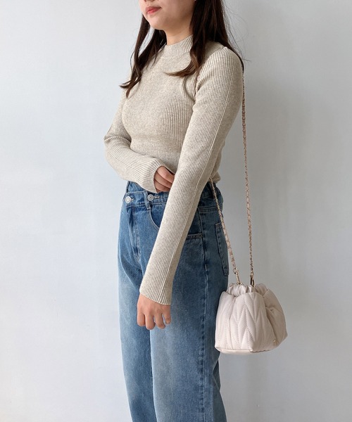 AS KNOW AS plus（アズノゥアズプラス）の「☆BASICリブハイネックニットプルオーバー（ニット/セーター・レディース・ホワイト系/ブラック系/ベージュ系/グリーン系その他/グレイッシュブルー/ブラック/グレイッシュベージュ/オフホワイト/グリーン系その他2/レッド系その他3/グリーン系その他3・FREE）」の15枚目の写真