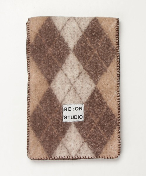 REON STUDIO（レオンスタジオ）の「韓国ブランド RE:ON STUDIO レオンスタジオ EMBROIDERY CHECK MUFFLER ステッチ チェックマフラー ボリューム マフラー アーガイル柄 マフラー 防寒グッズ 韓国ファッション（マフラー・メンズ・ブルー/ブラウン/ブラック/グリーン・ONE SIZE）」の14枚目の写真