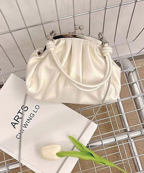 florist(フローリスト)の「【2WAY/3WAY】シャイニングレザーがま口ハンドバッグ/ショルダーバッグ(ハンドバッグ・レディース・ホワイト/ピンク・FREE)」の22枚目の写真