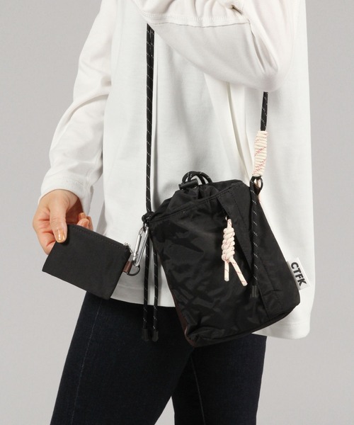 LEPSIM（レプシィム）の「【CONTROL FREAK／コントロールフリーク】ナイロンハンディショルダー　967741（ショルダーバッグ・レディース・ブラック/グレー・ONE SIZE）」の3枚目の写真