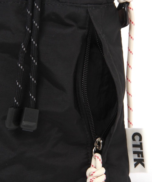 LEPSIM（レプシィム）の「【CONTROL FREAK／コントロールフリーク】ナイロンハンディショルダー　967741（ショルダーバッグ・レディース・ブラック/グレー・ONE SIZE）」の9枚目の写真