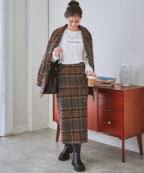 nissen（ニッセン）の「ブークレー起毛チェック柄ジャケットコート（ピーコート・レディース・ブラウン系/ネイビー系・L/M/S/LL）」の15枚目の写真