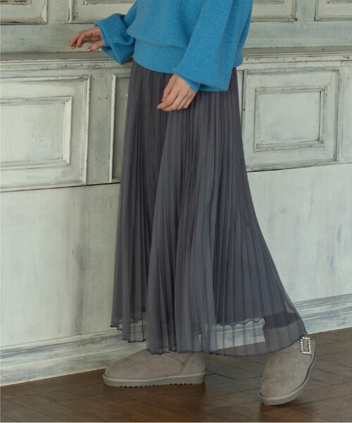 OPAQUE.CLIP(オペークドットクリップ)の「◆ビジュー付きフェイクムートンブーツ(ブーツ・レディース・サンドベージュ/ブラック・02/03)」の8枚目の写真