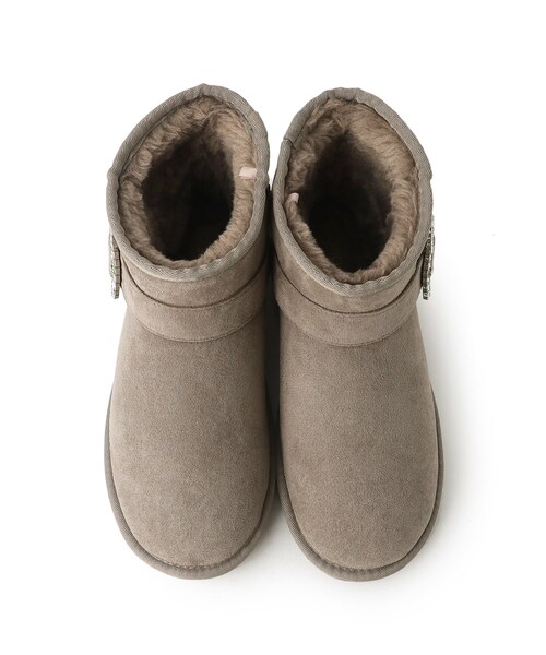 OPAQUE.CLIP(オペークドットクリップ)の「◆ビジュー付きフェイクムートンブーツ(ブーツ・レディース・サンドベージュ/ブラック・02/03)」の21枚目の写真