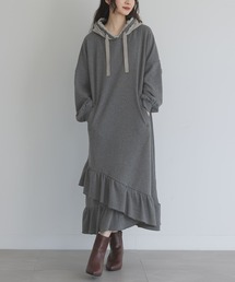 『裏シャギーレースパーカーワンピース』