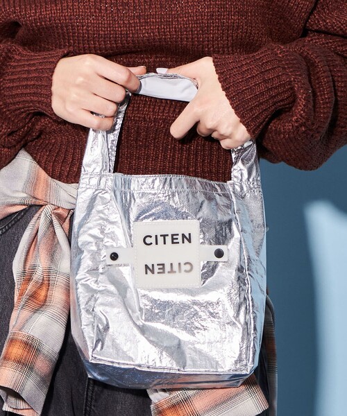 CITEN（シテン）の「＜CITEN＞クルクルパッチン ワンハンドルS（ハンドバッグ・レディース・シルバー/ロイヤルブルー/イエロー/ブラック/ホワイト・FREE）」の6枚目の写真