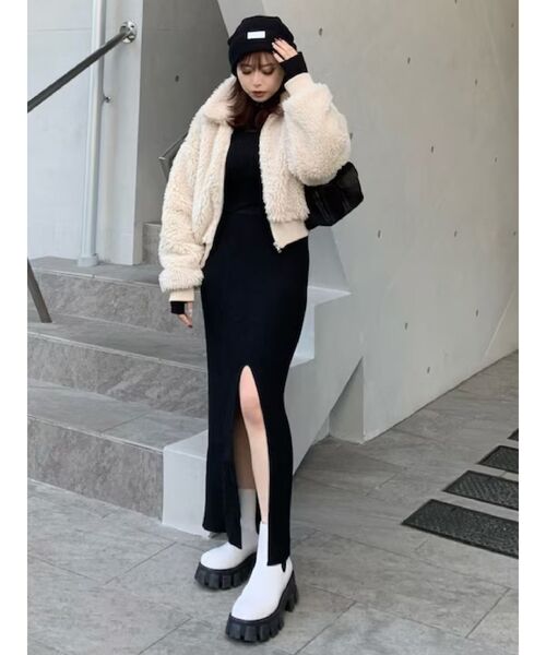 EVRIS（エヴリス）の「ショートフェイクファーブルゾン（ブルゾン