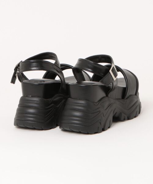 Noubel Voug Relax(ヌーベルヴォーグリラックス)の「極厚ボリュームソールストラップスポーツサンダル(サンダル・レディース・ホワイト/ブラック・S/LL/L/M)」の9枚目の写真