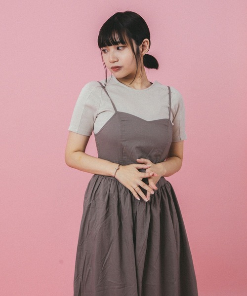 mimi toujours(ミミトゥジュール)の「バック オープン リブ トップス mimi toujours×nono(Tシャツ/カットソー・レディース・モカ/グレイッシュベージュ/ホワイト・M)」の1枚目の写真