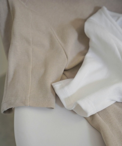 mimi toujours(ミミトゥジュール)の「バック オープン リブ トップス mimi toujours×nono(Tシャツ/カットソー・レディース・モカ/グレイッシュベージュ/ホワイト・M)」の18枚目の写真
