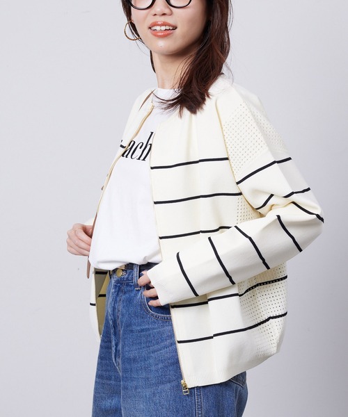 Chez toi（シェトワ）の「軽量ニットアイレットジップカーディガン（カーディガン/ボレロ・レディース・アイボリー/オフホワイト/ブラック/ブルー・FREE）」の12枚目の写真