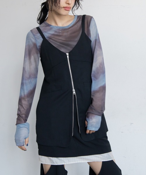 VACANCY(ヴァカンシー)の「ZIPラインキャミチュニックビスチェ(ベスト・レディース・グレー/ブラック・FREE)」の15枚目の写真
