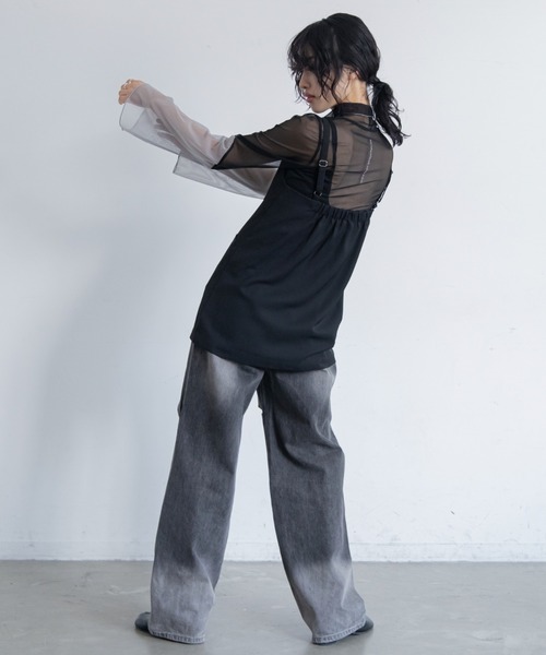 VACANCY(ヴァカンシー)の「ZIPラインキャミチュニックビスチェ(ベスト・レディース・グレー/ブラック・FREE)」の14枚目の写真